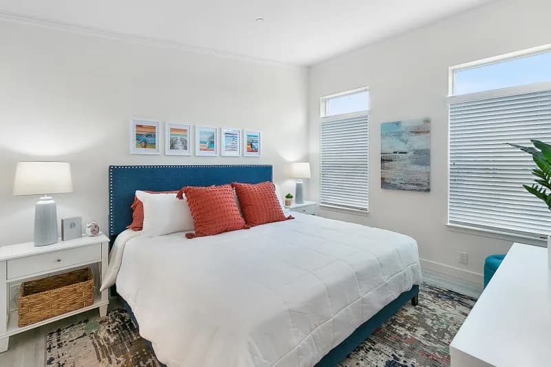 Gs 790 adu bedroom home features